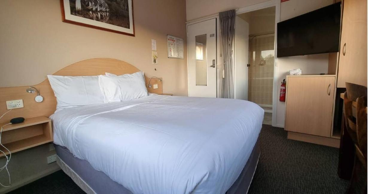 แดนเนบร็อก ลอดจ์ Hotel เดวอนพอร์ต ภายนอก รูปภาพ